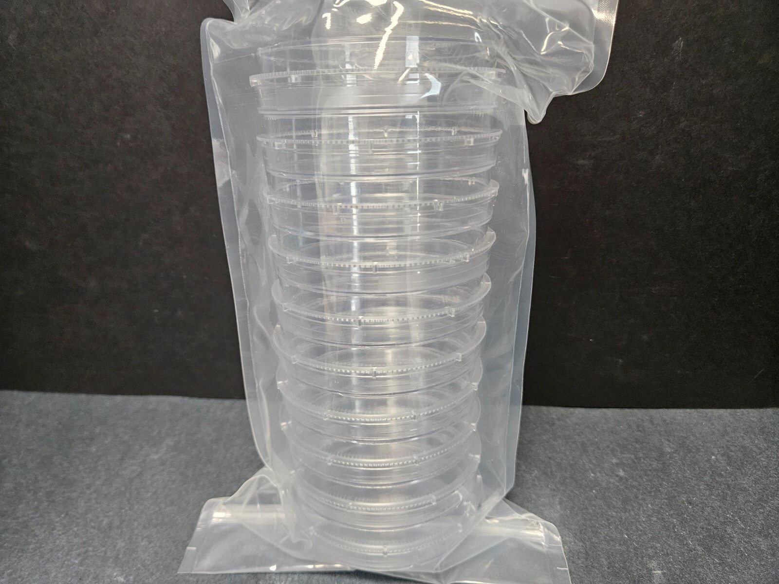 Thermo Scientific Petri Dish EasYDish 12.5 ml PS Case of 240 Dishes