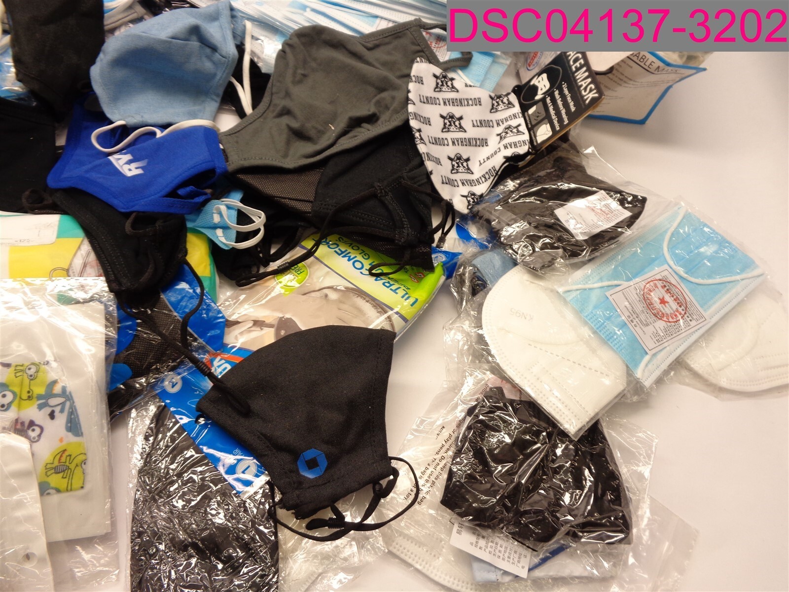QTY=670; Face Mask Mixed Lot, Variety, Colors & Sizes & Styles.