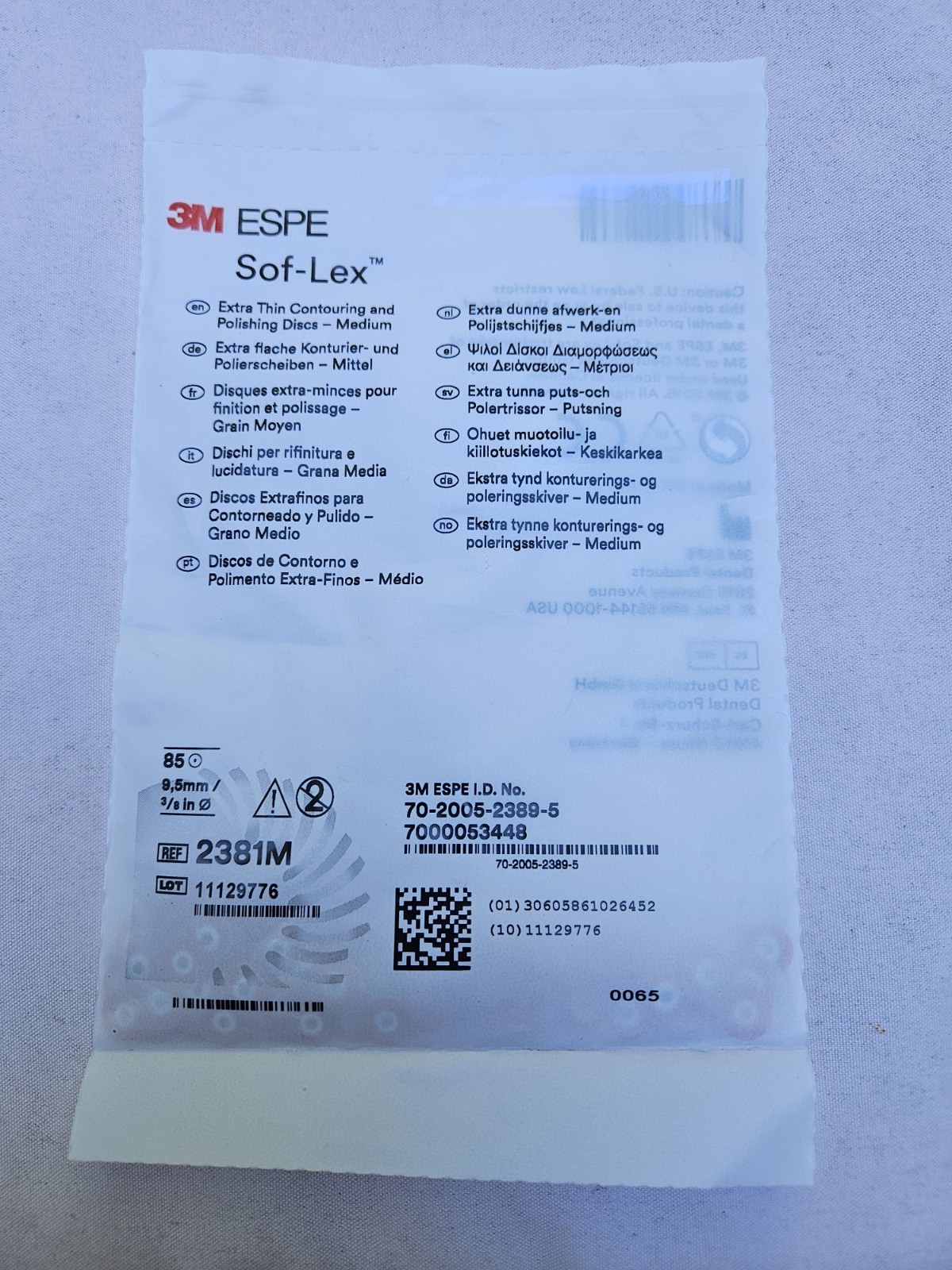 3M ESPE 2381M Sof-Lex XT Contouring & Polishing Pop-On Discs 3/8″ Medium 85/Bx