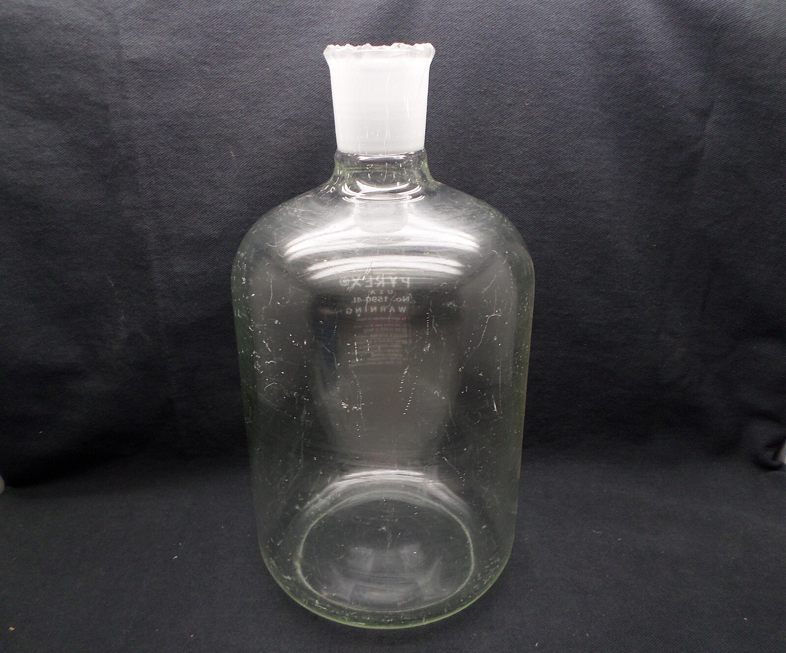 Corning PYREX Glass 4000mL 4L Reagent Storage Bottle 45/50 Joint 1590-4L Chipped