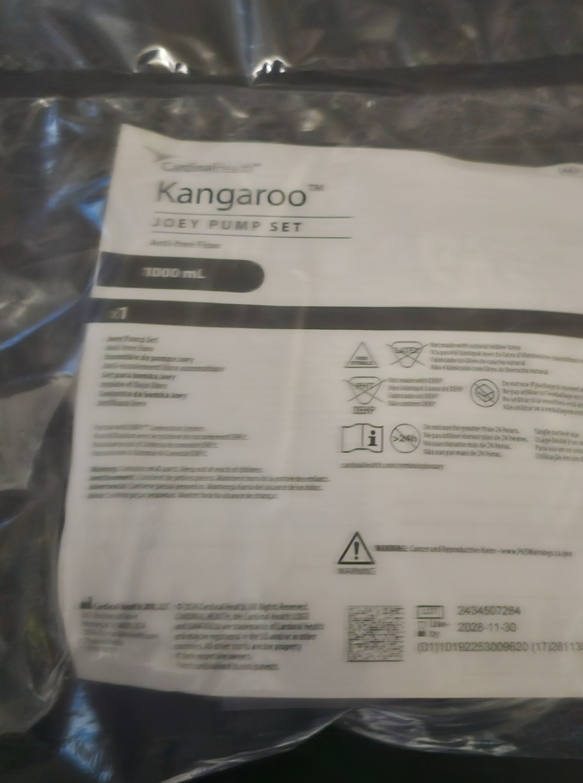 Lot of 35 Kangaroo Joey Pump Set Bag 1000mL