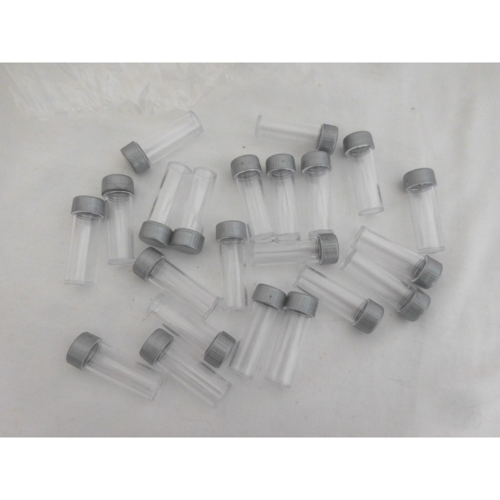 22Pcs 5ml Plastic Test Tubes Screw Cap Bottles Chemistry Supplies + Craft + Sewi