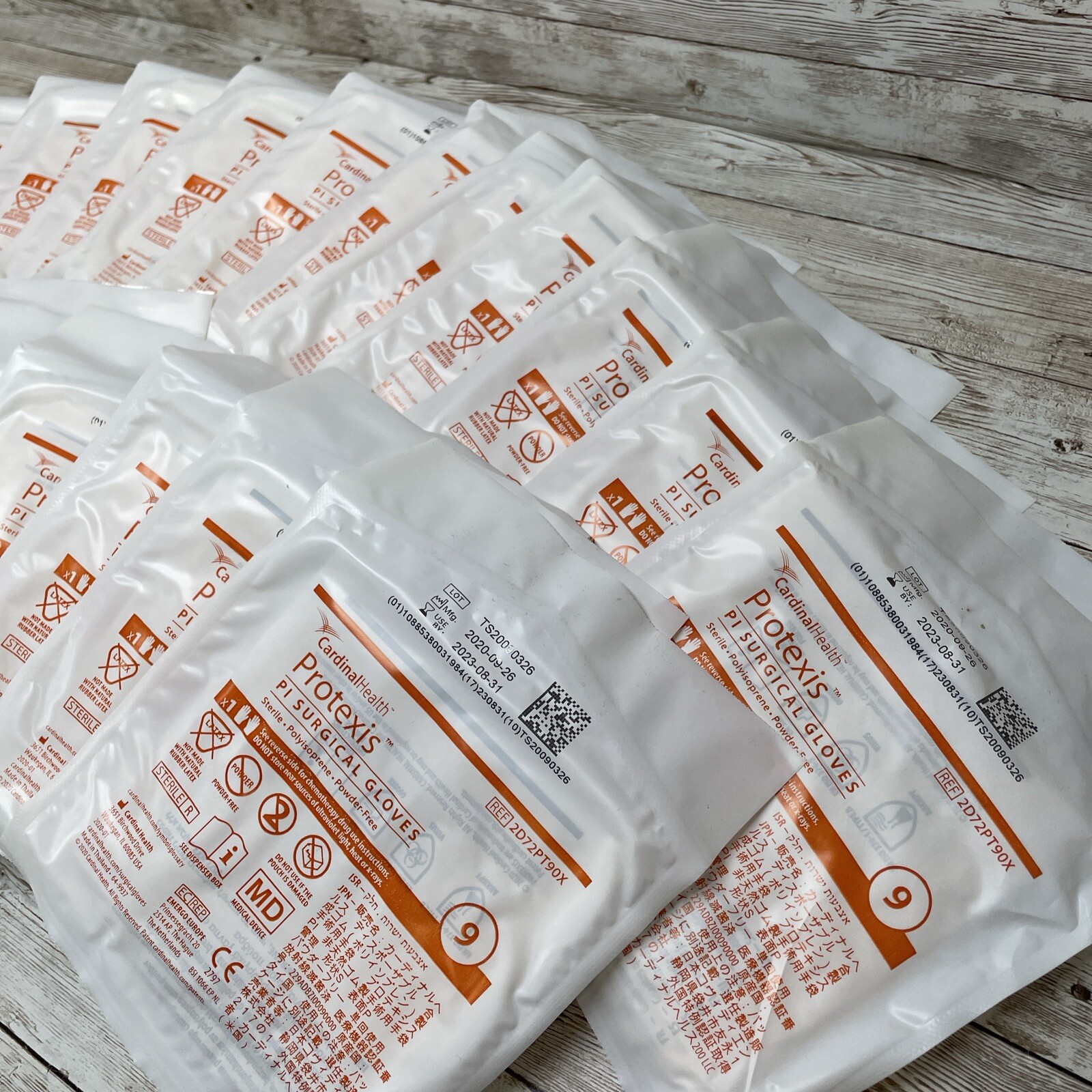 Protexis PI Surgical Gloves Sterile *25 Pair* Cardinal Health Size: 9 *See Date*