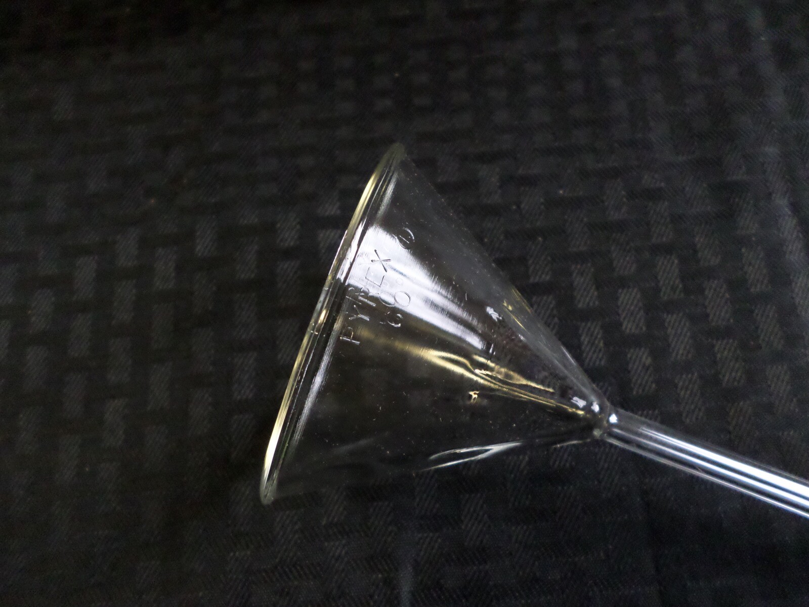 (11) NEW Corning PYREX Glass 75mm D 60° Angle Fluted Funnel w/ Long Stem 6160-75