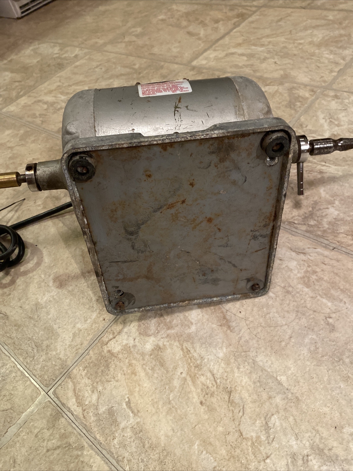Baldor 437B Dental Polishing Lathe Two Speed 1/4 HP Cat. No. 353T 1725/3450 RPM