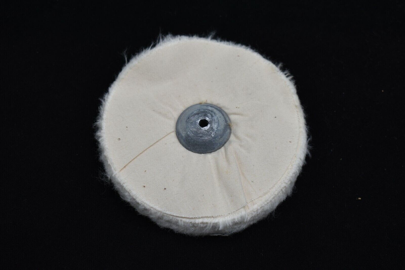 White Muslin Buffing Wheel Loose Lead Center Non-Stitched Polishing 4″ x 36 Ply