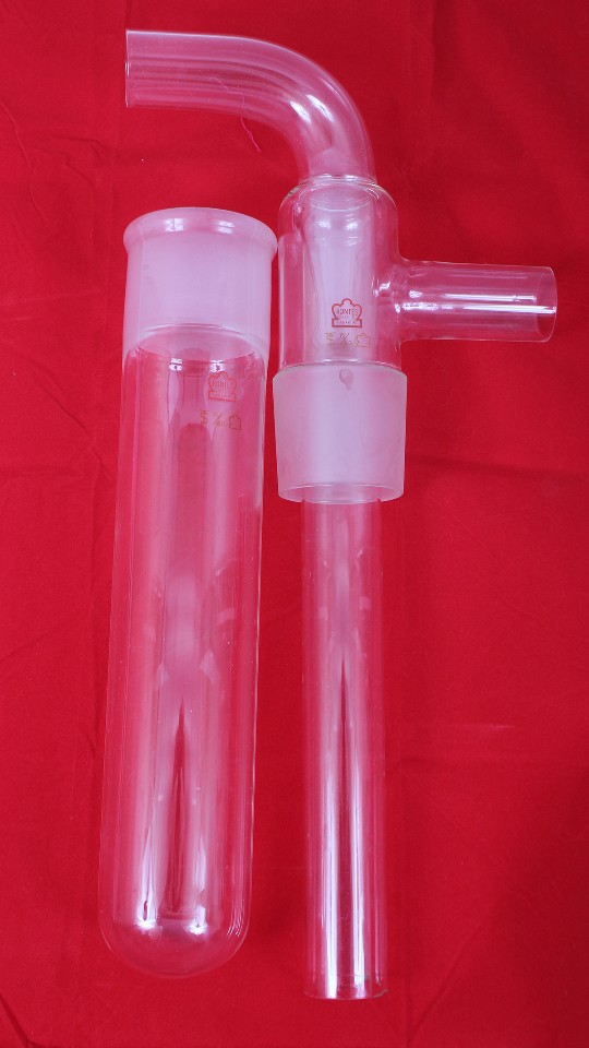 Kontes Two Piece Vacuum Trap with 180 Degree Connections 71/60 926300-0027