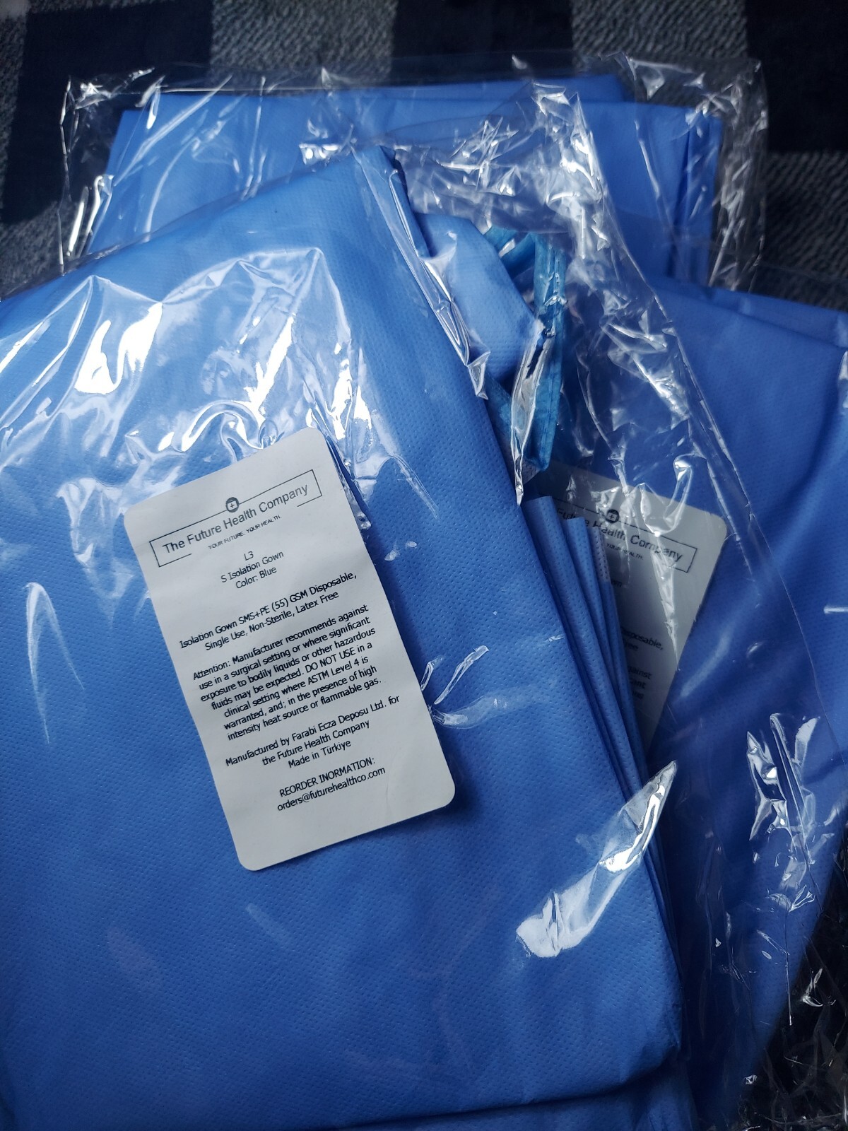 3 The Future Health Compant Small Isolation Gown Color Blue PPE CNAs Single Use