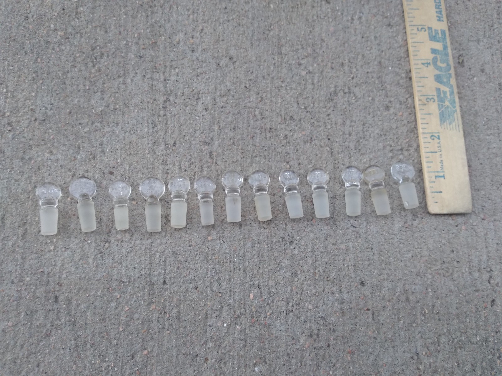 Vintage Small Pyrex Stoppers for Test Tubes LOT of 13 T9 K