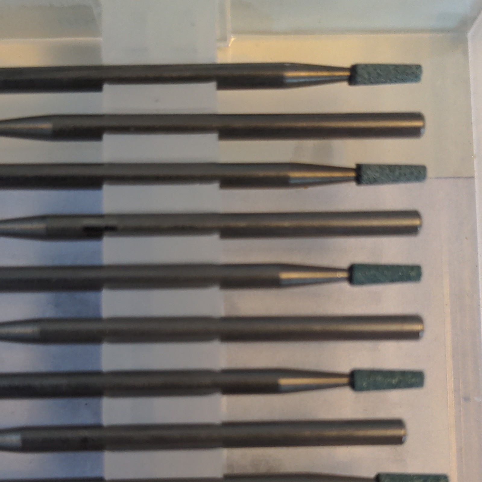 Shofu Dura-Green Mounted Stone HP Long Straight Shank TC1 PN 0039 1 Dozen