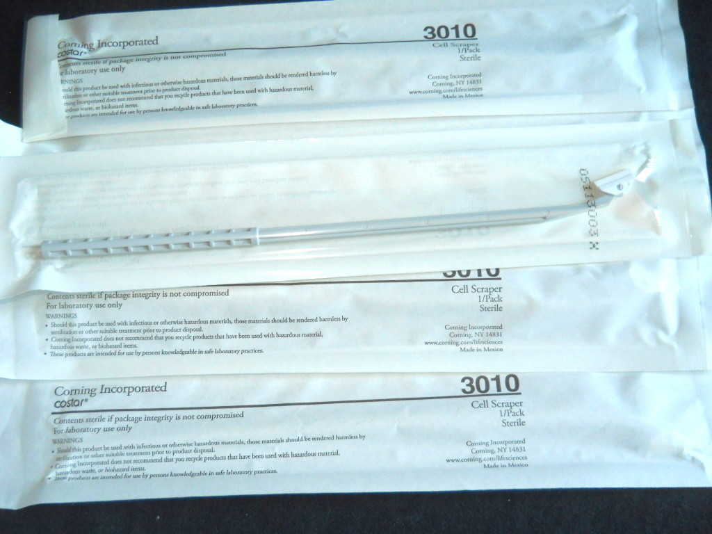 (5) Corning Costar Sterile Small Cell Scrapers, 18mm Blade & 250mm Handle, 3010