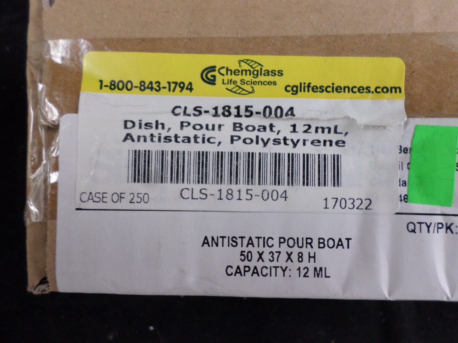 CHEMGLASS 12mL Pour Boat PS Antistatic Weighing Dishes CLS1815004 (250/pk)