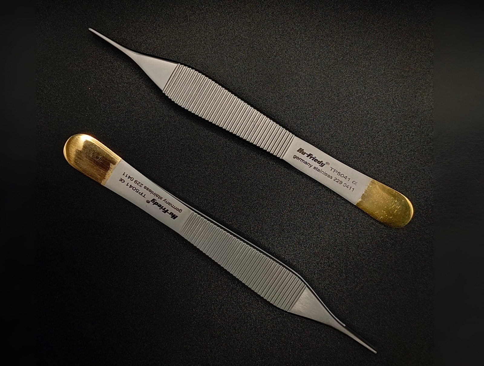 Hu-Friedy Adson Perma Sharp™ Tissue Pliers TP5041 | Set of 2Pcs