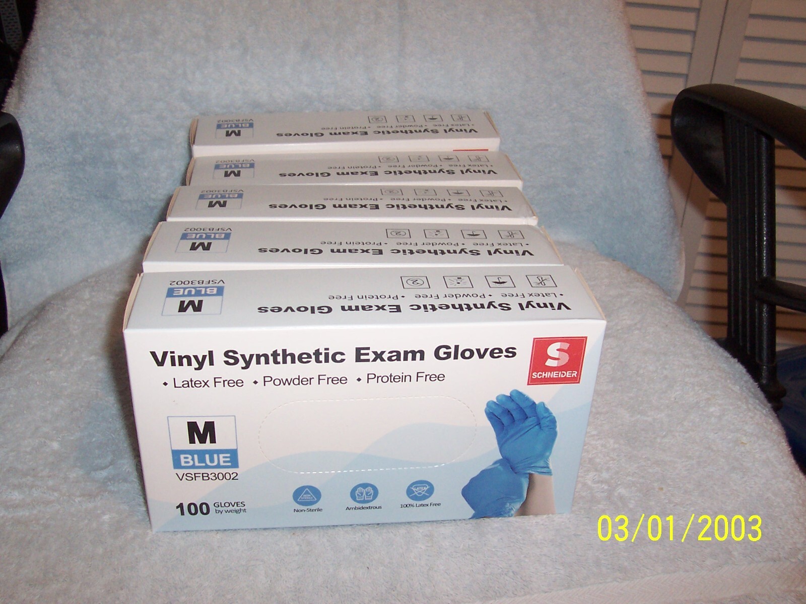 5 Boxes Schneider Vinyl Synthetic Exam Gloves Size Medium Blue 100 Per Box