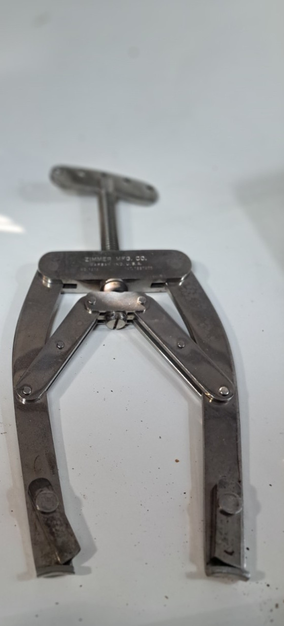 Zimmer Wire Tractors 121A Orthopedic Surgery
