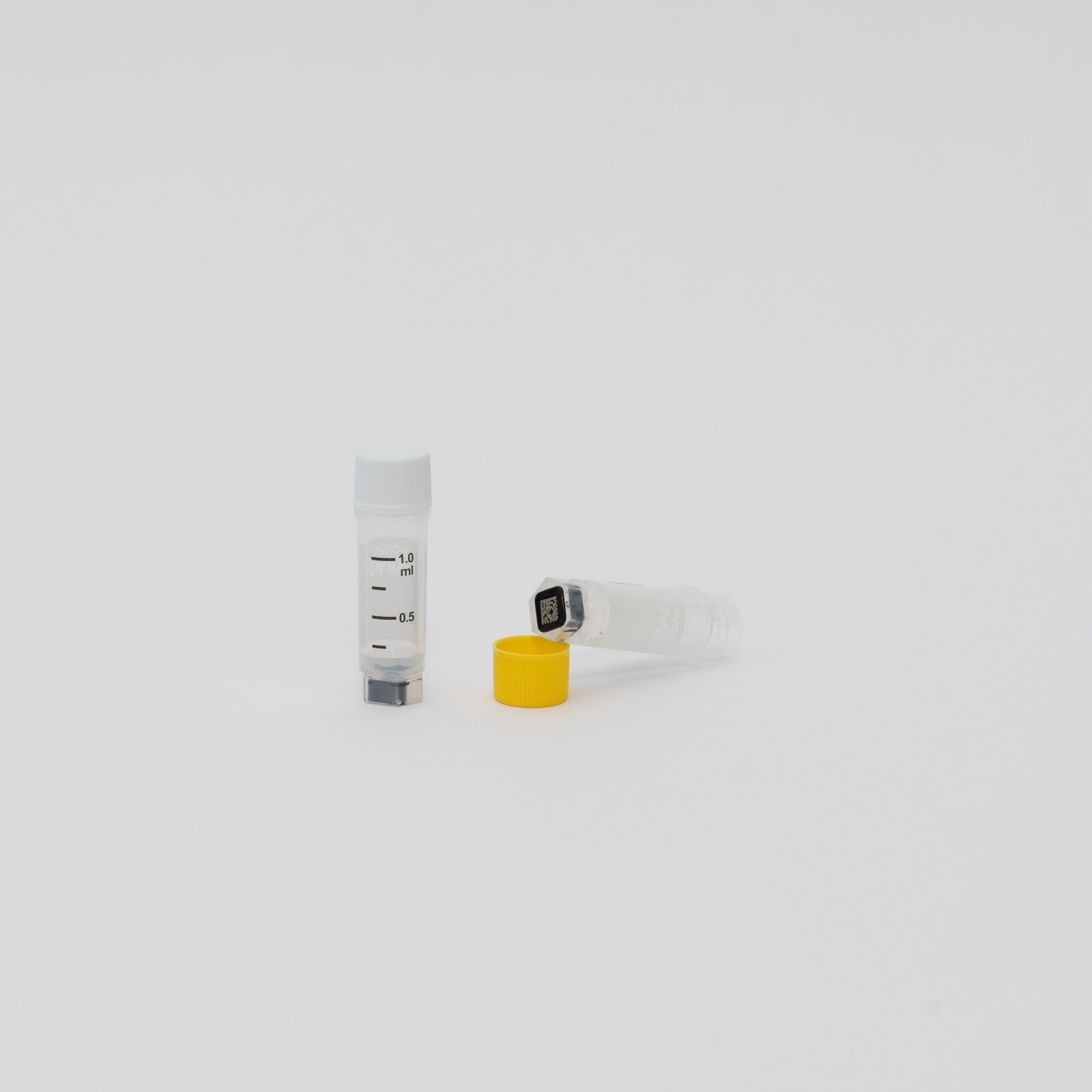Cryogenic Vials-Multi Barcodes, External Thread, 1.0ml, 25 Pcs/Bag, 1000 Pcs/Cs