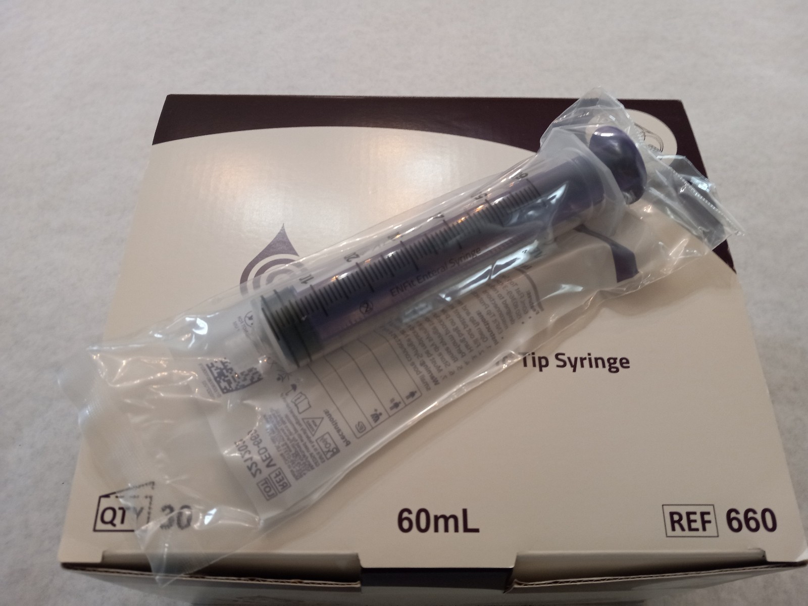 vesco enfit tip 60ml syringes, 30ct/box, New, individually wrapped plunger-type