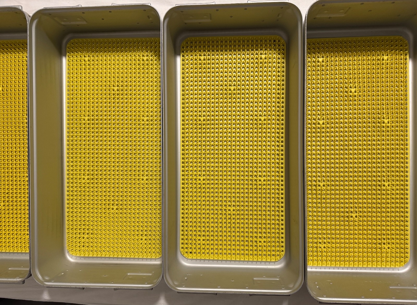 Aesculap JK440 JK441 JK442 Sterilization Container Case – With Silicone Insert