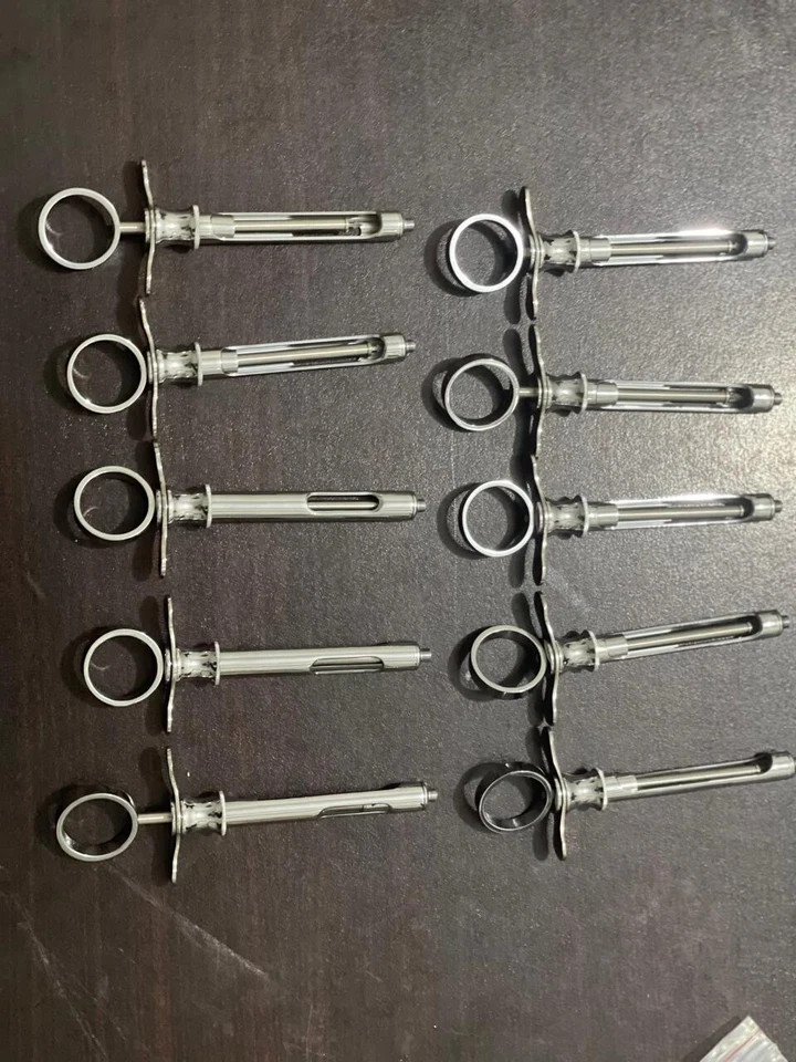 Lot of 10 Hu-Friedy CW Style Dental Anesthetic Aspirating 1.8ml Syringe SYRCW