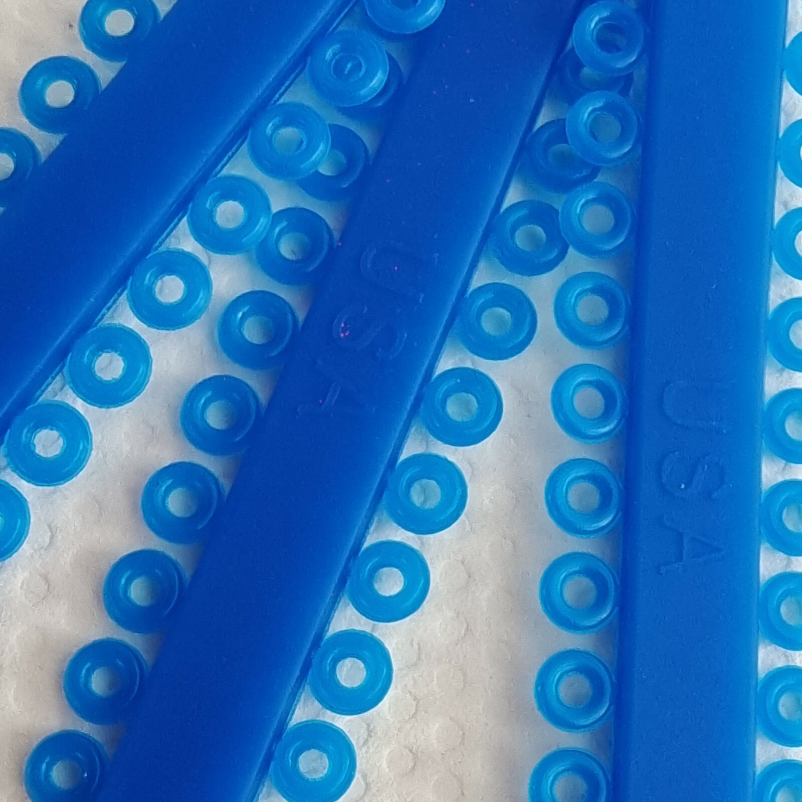 Dental Elastic Ligature Ties 1008pcs/pack Orthodontic Rubber Bands O Rings Blue
