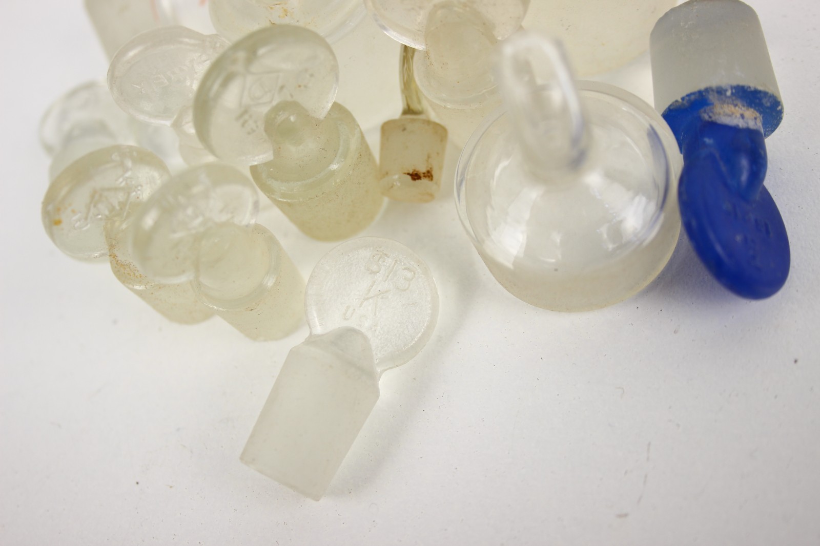 Vintage Penny Head Lab Glass Stoppers Variety size Pyrex Kimax Lot of 15 pcs