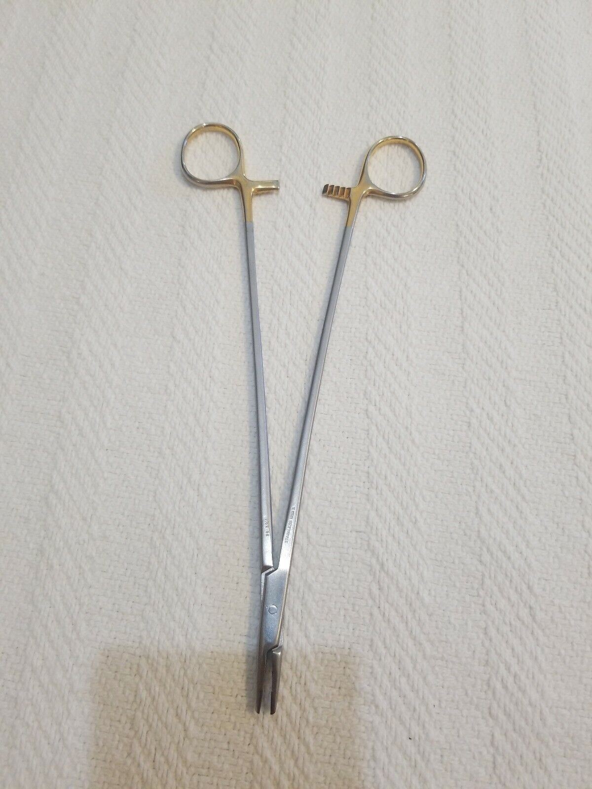 Codman 36-3011 Microvascular Classic Plus Needle Holder MJ9