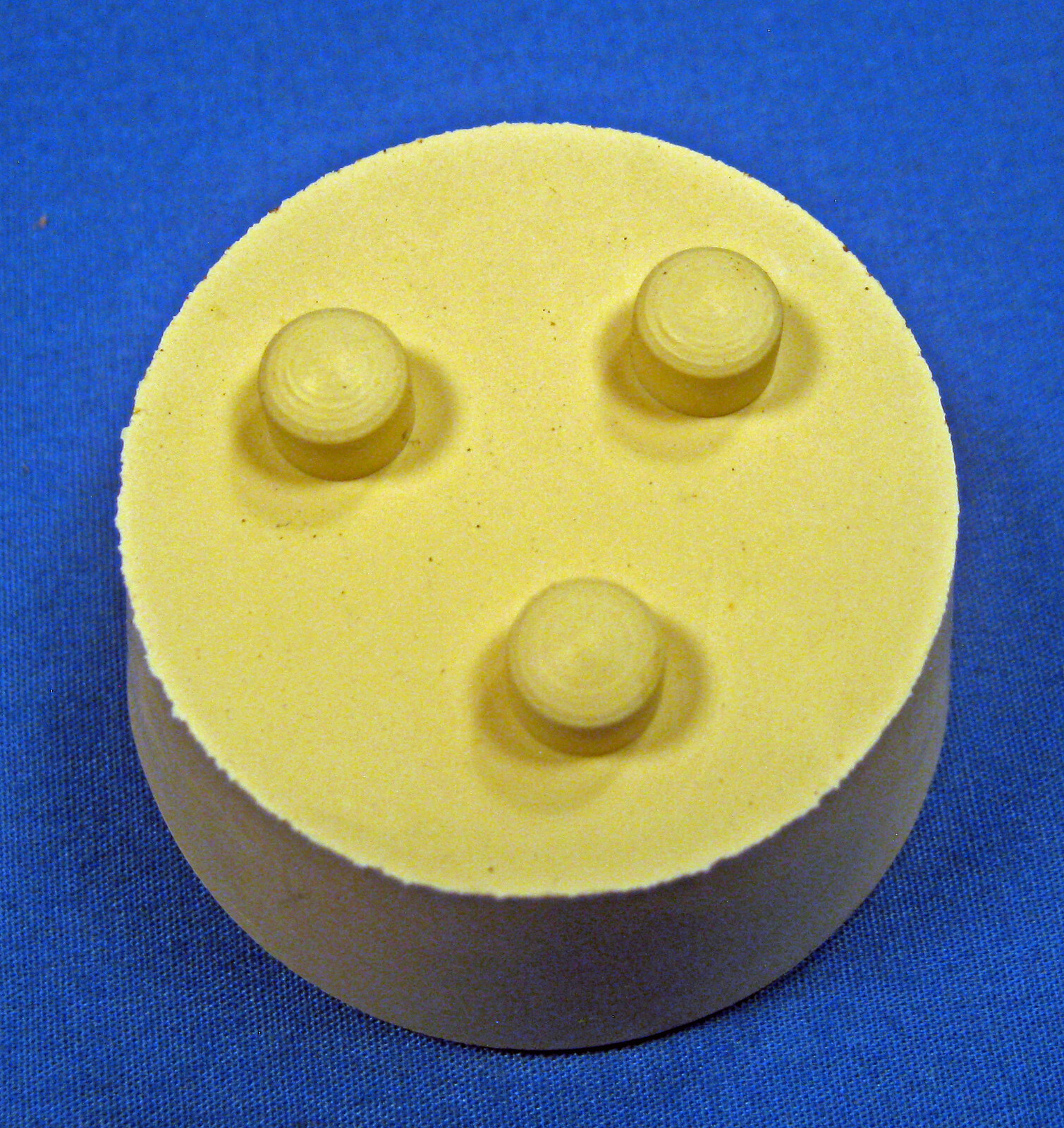 TWISTIT WHITE RUBBER STOPPERS #10 X10 NEW OLD STOCK FREE SHIPPING