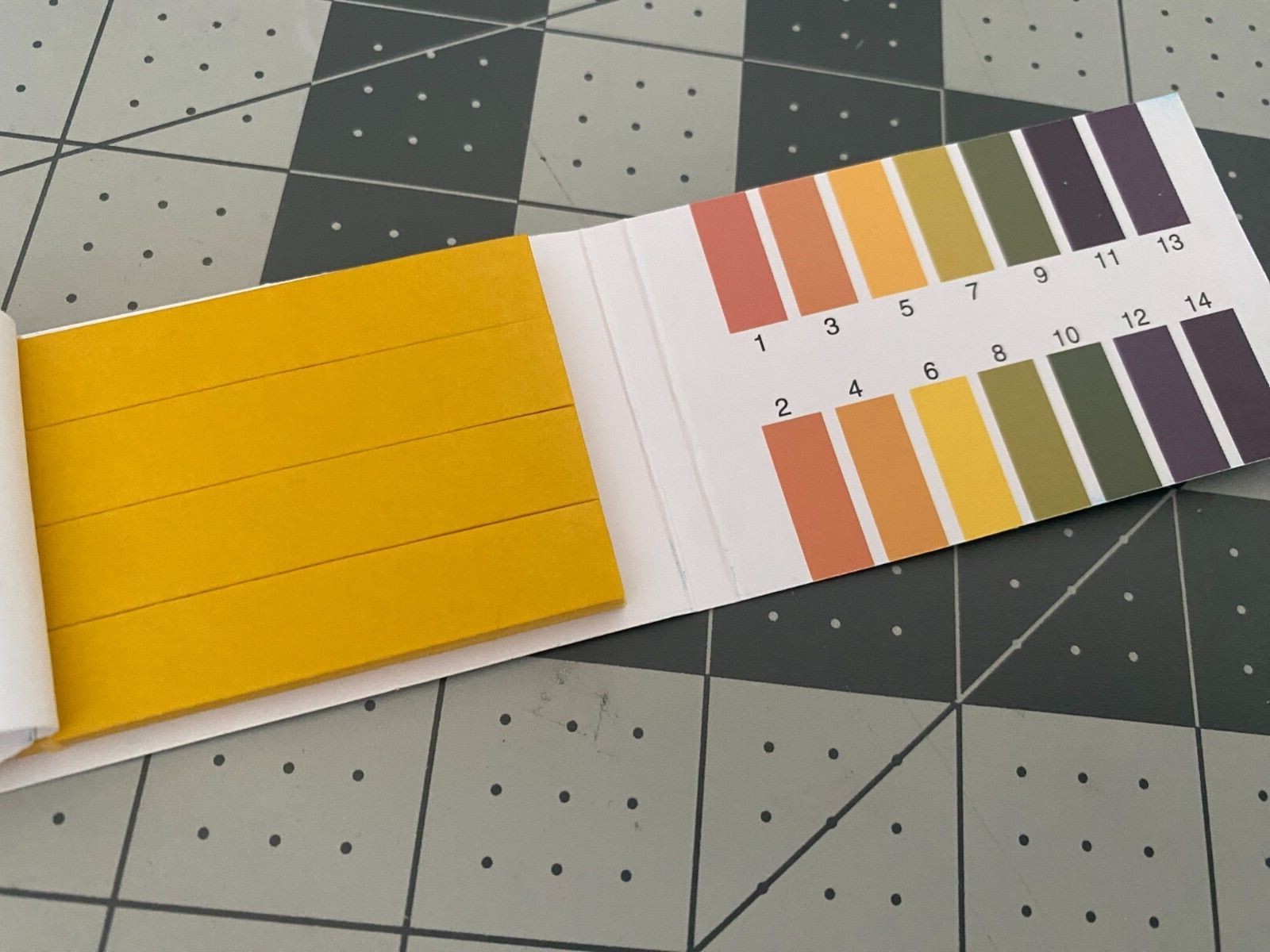 80 strips of pH 1-14 Special Indicator Paper test Lab Water Soil