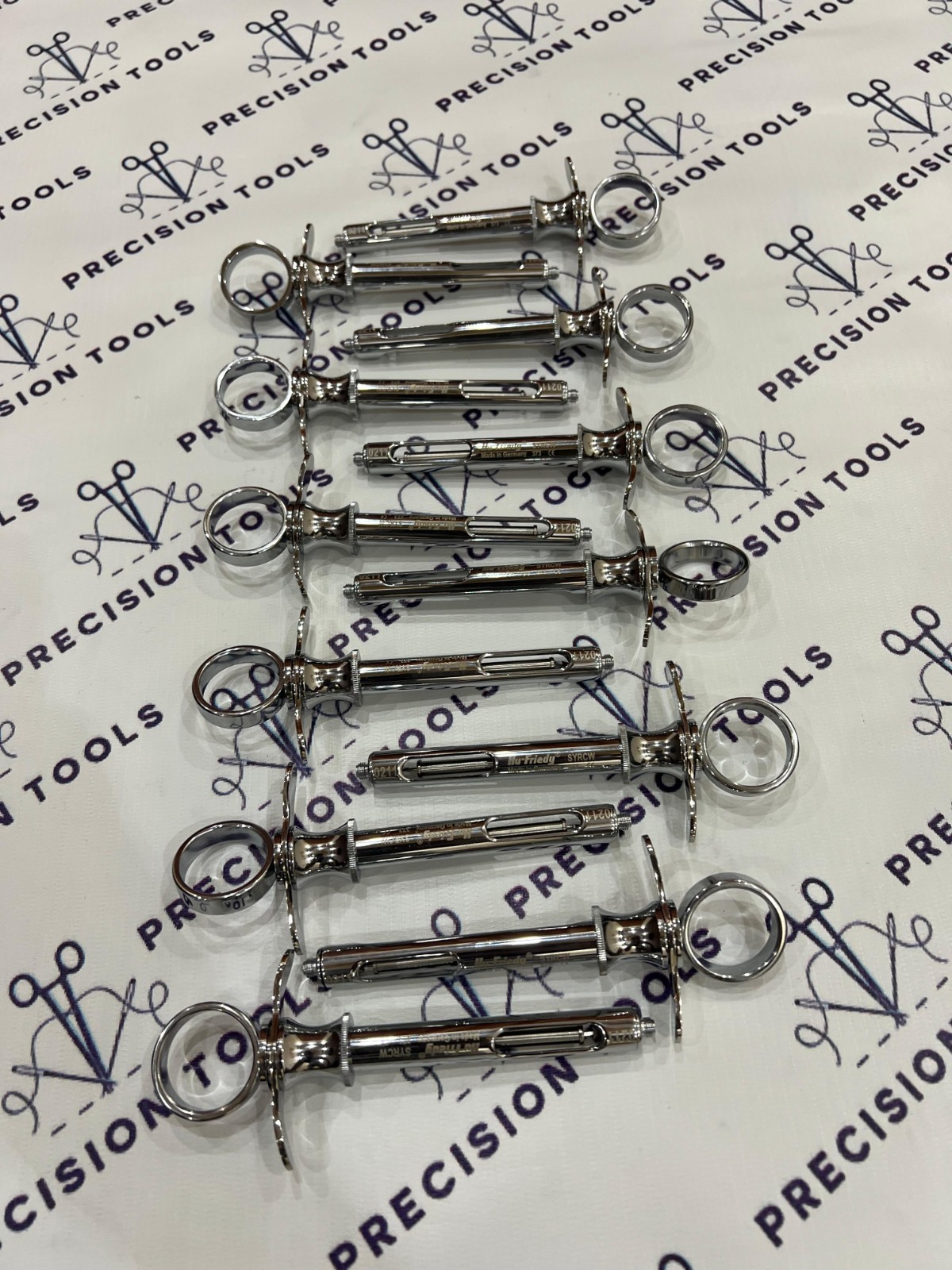 Hu-Friedy CW Style Dental Anesthetic Aspirating 1.8ml Syringe SYRCW Lot-of 12 PC