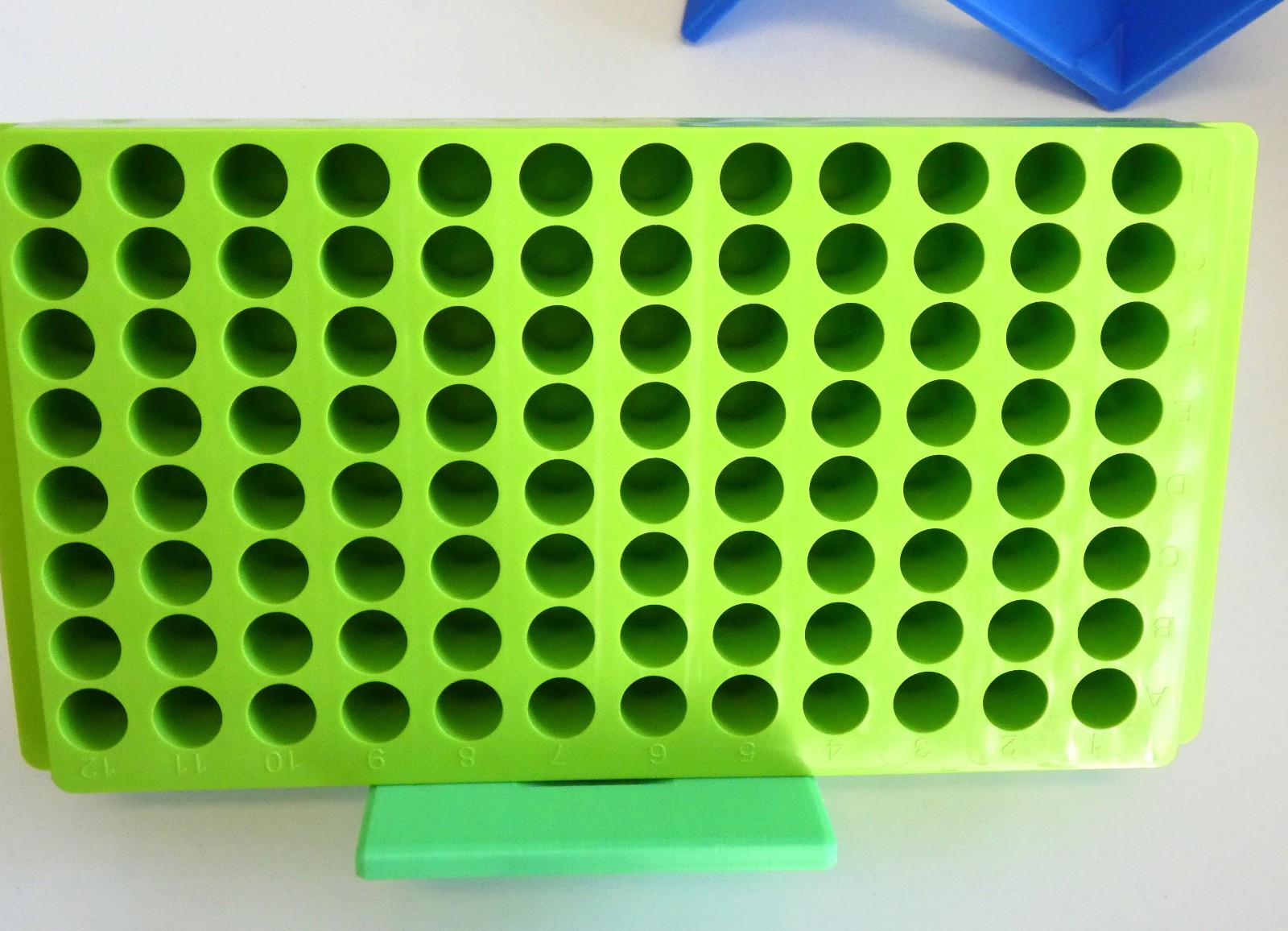 Slant Rack Inclined Stand Angled Holder Petri Dish Tissue Culture Plate 30 45