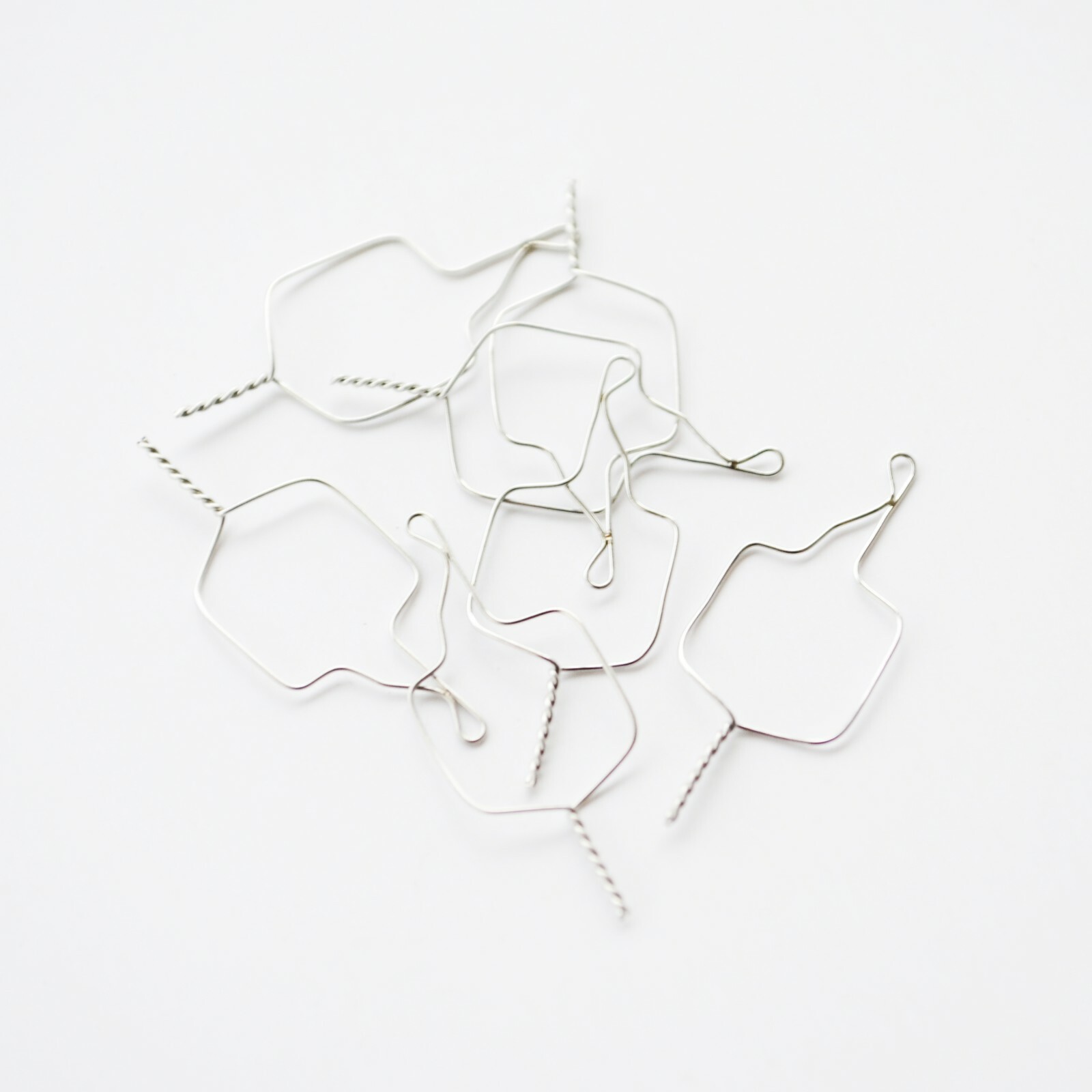 J&J Ortho™ Orthodontic Preformed Ligature Kobayashi Wire Tie Shorty Long(100/pk)