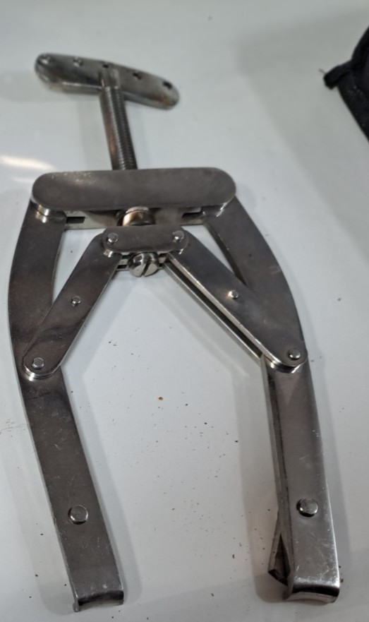 Zimmer Wire Tractors 121A Orthopedic Surgery