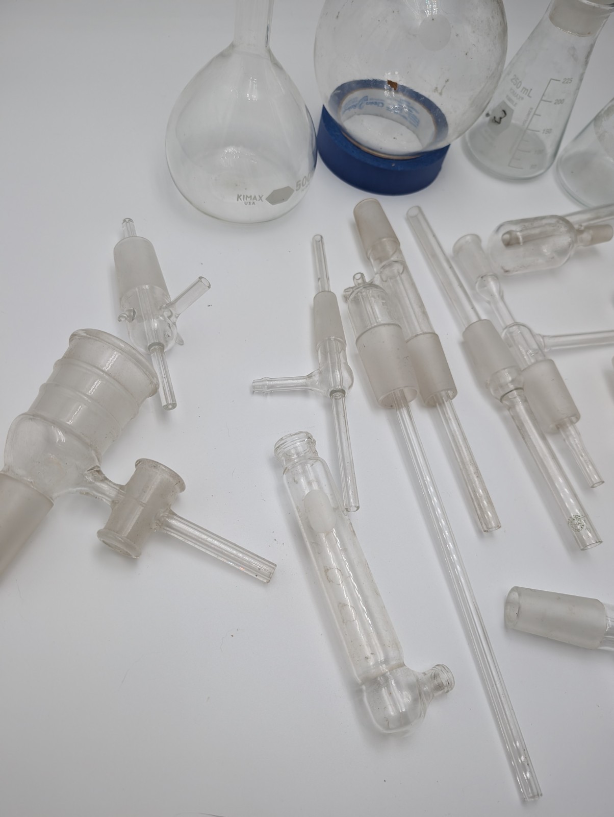 Lot of Vintage Laboratory Glassware 21pcs (Pyrex) (Kimax) Connectors + More
