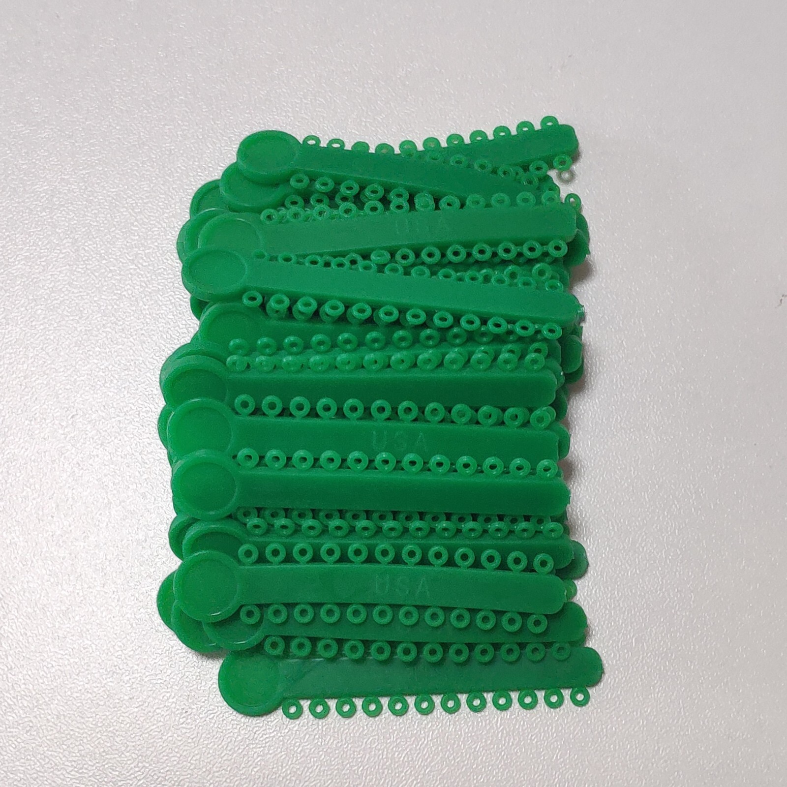 1Bag Dental Ligature Ties Orthodontic Elastics Rubber Bands Ligation Gun 38Color