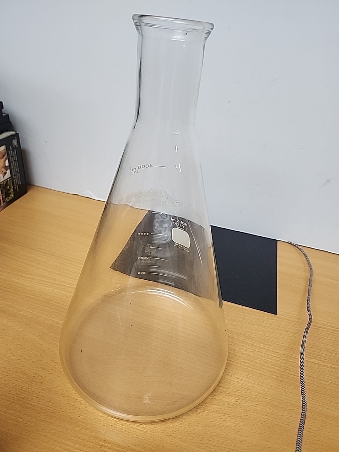 KIMAX Glass Heavy Duty Rim Erlenmeyer Flask #26500 4000ml Made In USA