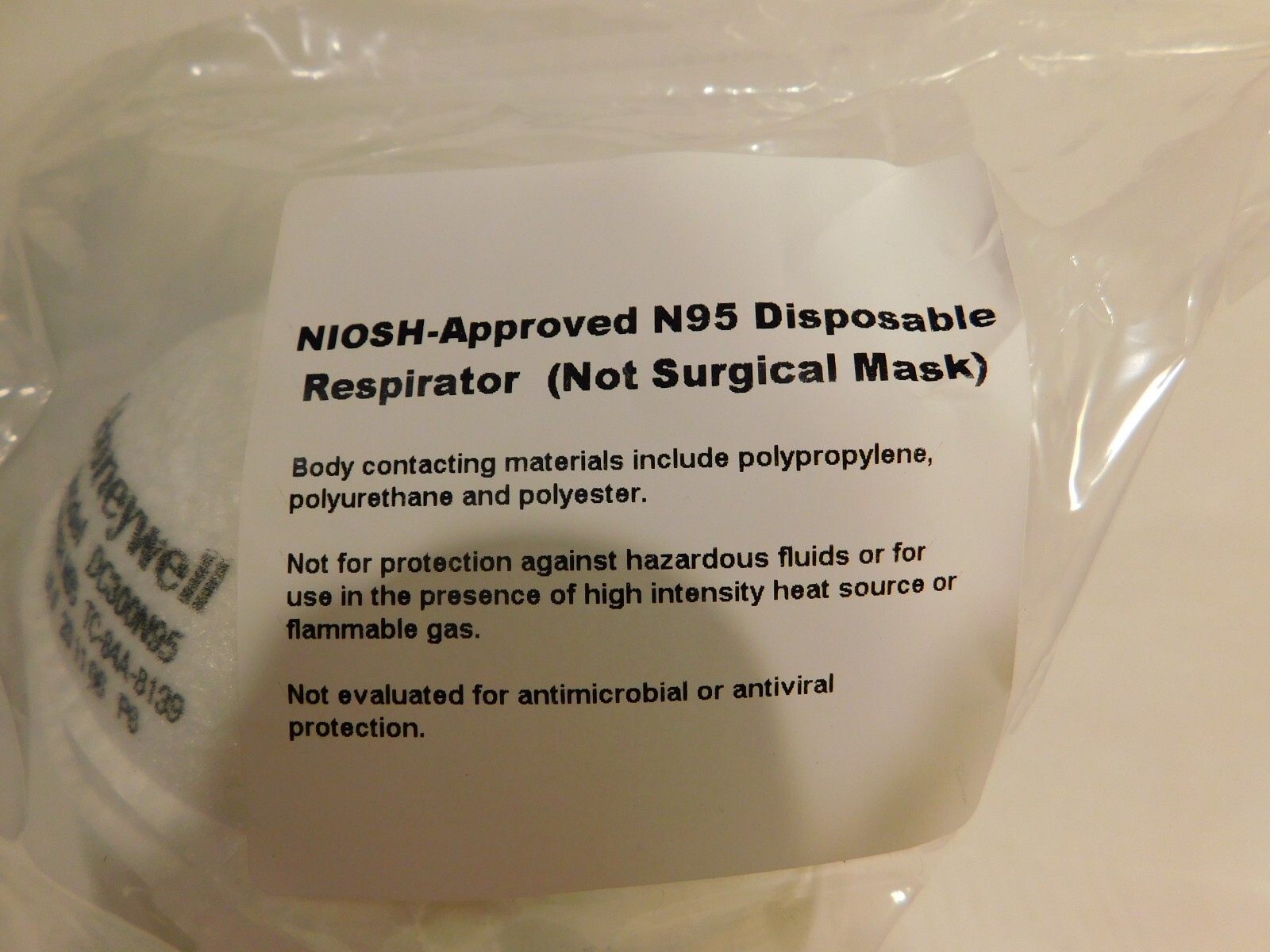 CASE of 140 Honeywell N95 Disposable Mask DC300N95 7 packs of 20 ea.