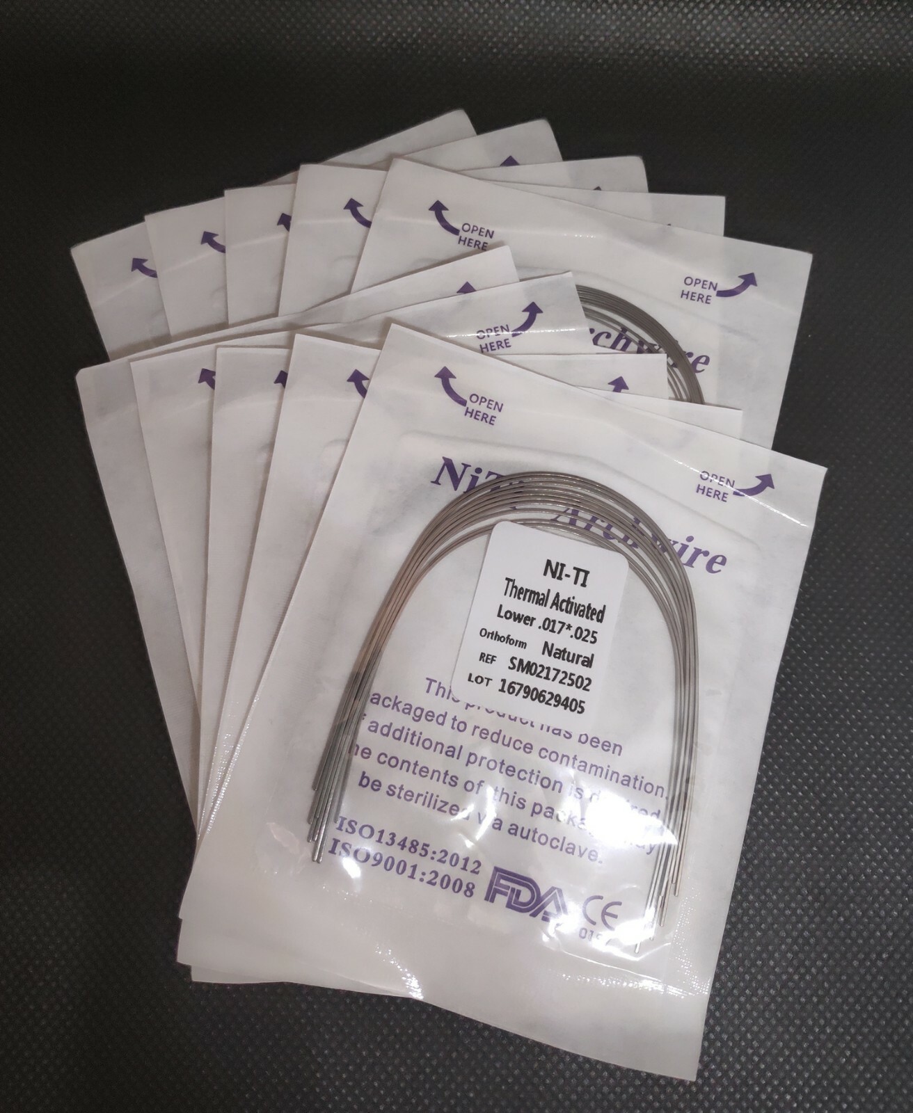 Dental Orthodontic Thermal Activated NITI Arch Wires Rectangular Natural Form