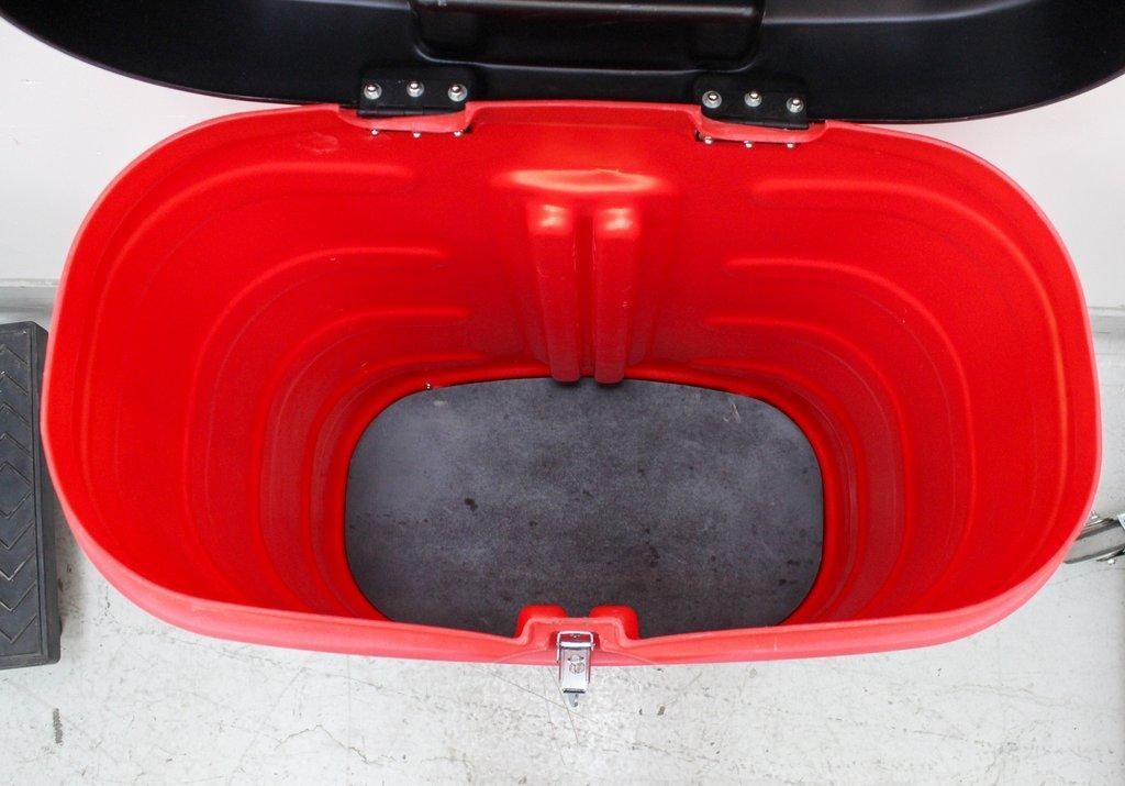 N/A CA900 Roto-Molded Shipping Case on Wheels with Storage, Very Go (3377596)