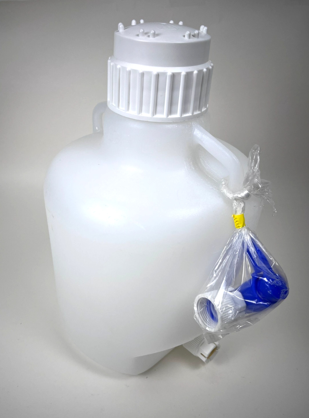 Thermo Scientific Nalgene 02-963-2A Carboy With Spigot, 10L, Handles, New
