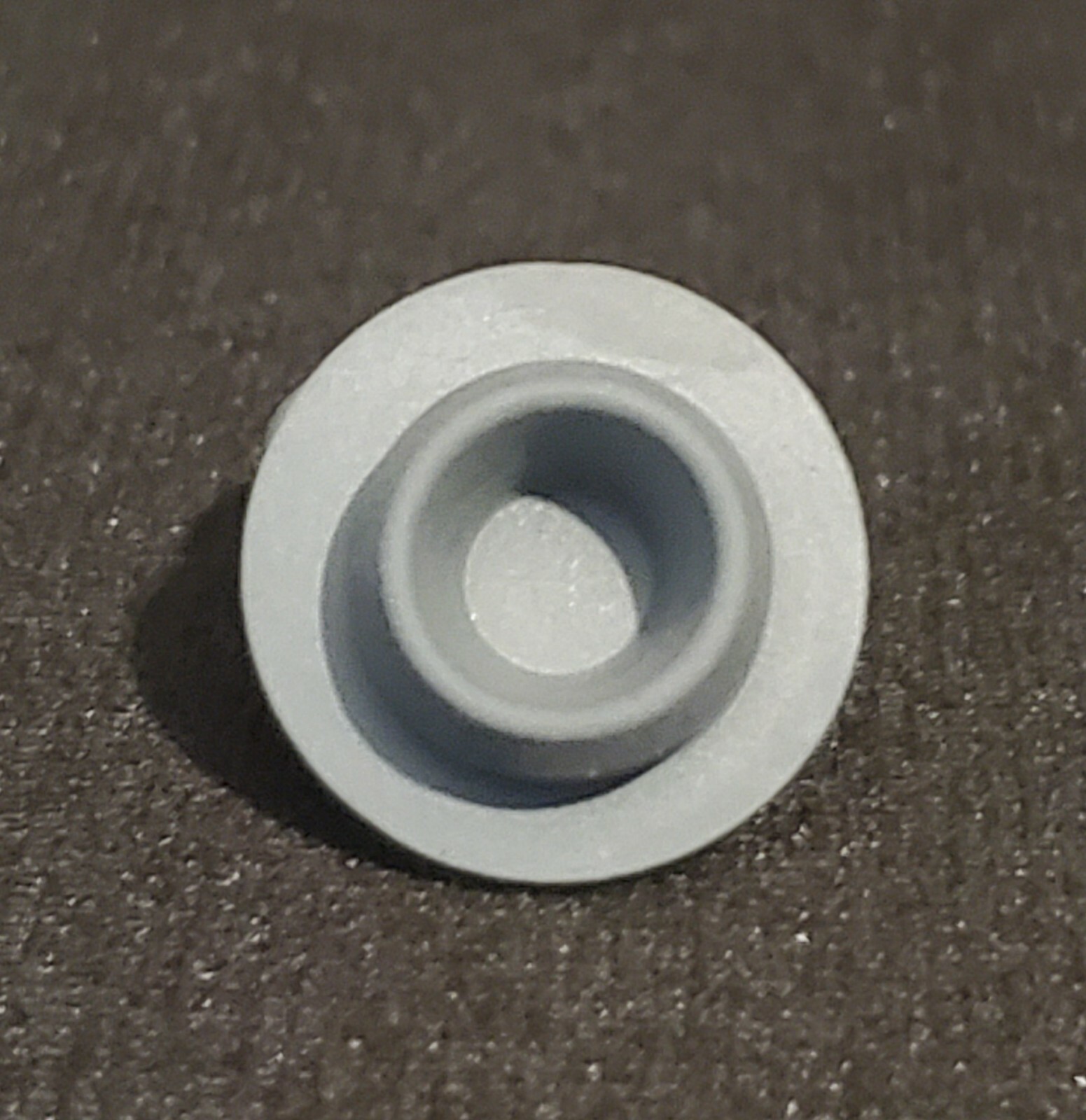 20mm Gray Butyl Serum Vial Stoppers Round Bottom (25ct)