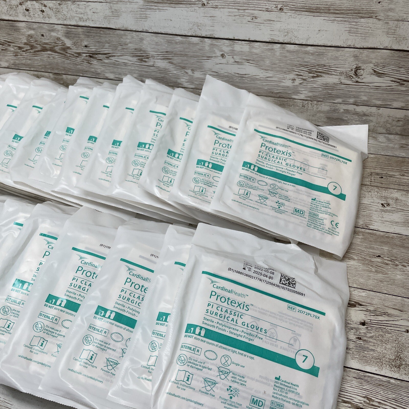 Cardinal Health Protexis PI CLASSIC Surgical Gloves *25 Pair* Size: 7 Exp: 04/25
