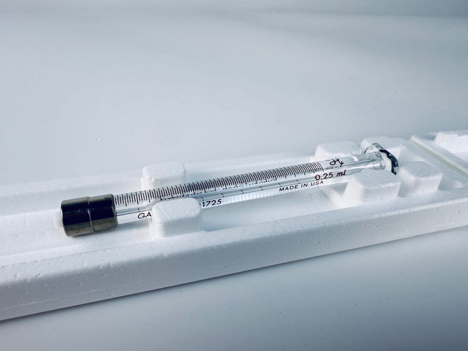 New Hamilton 81320 1001TLL 1.0 mL Gastight Syringe Luer Lock Instrument Syringe