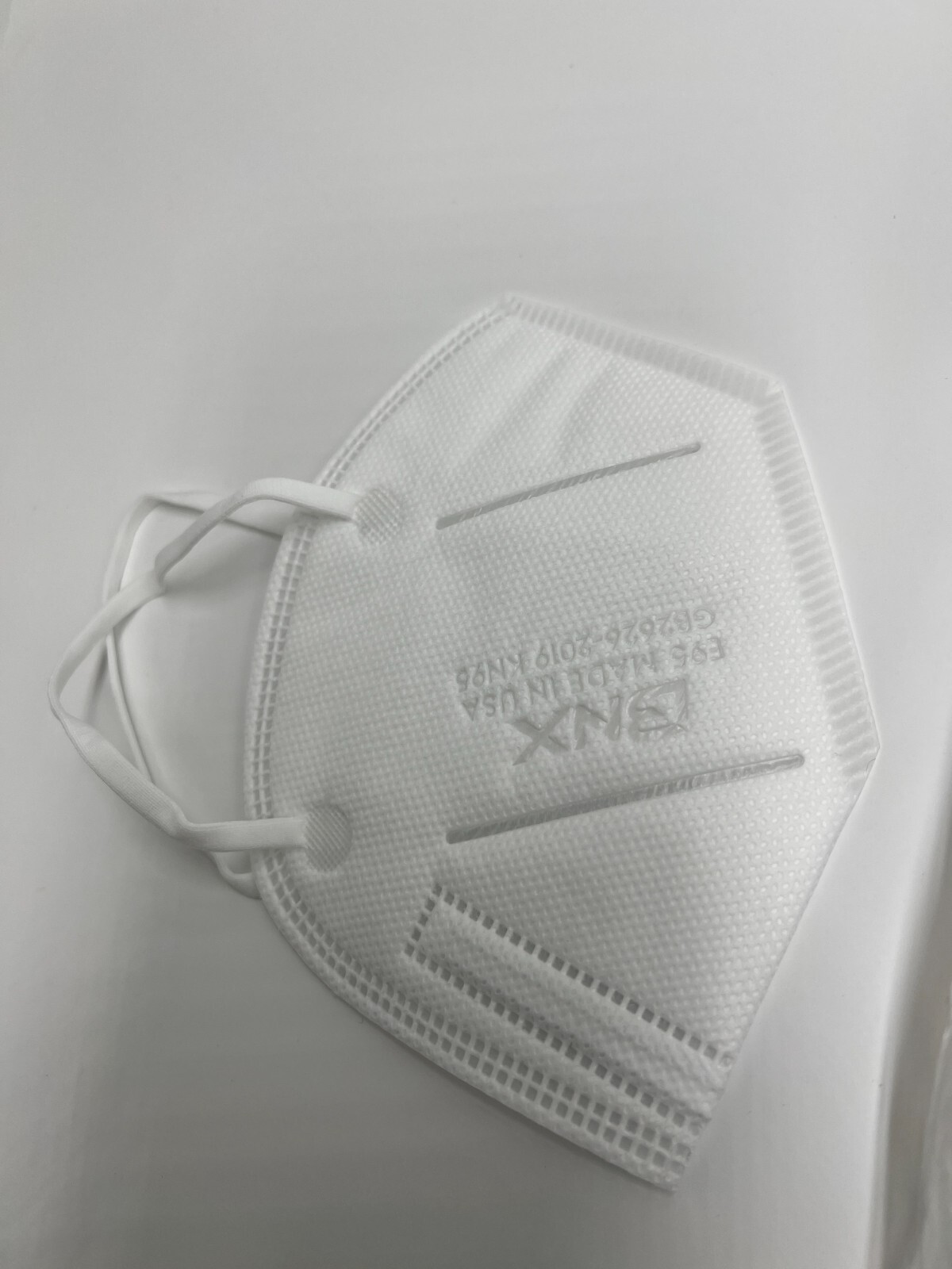 (QTY 50) BNX KN95 E95 Vertical Folding Earloop Style Protective Mask White