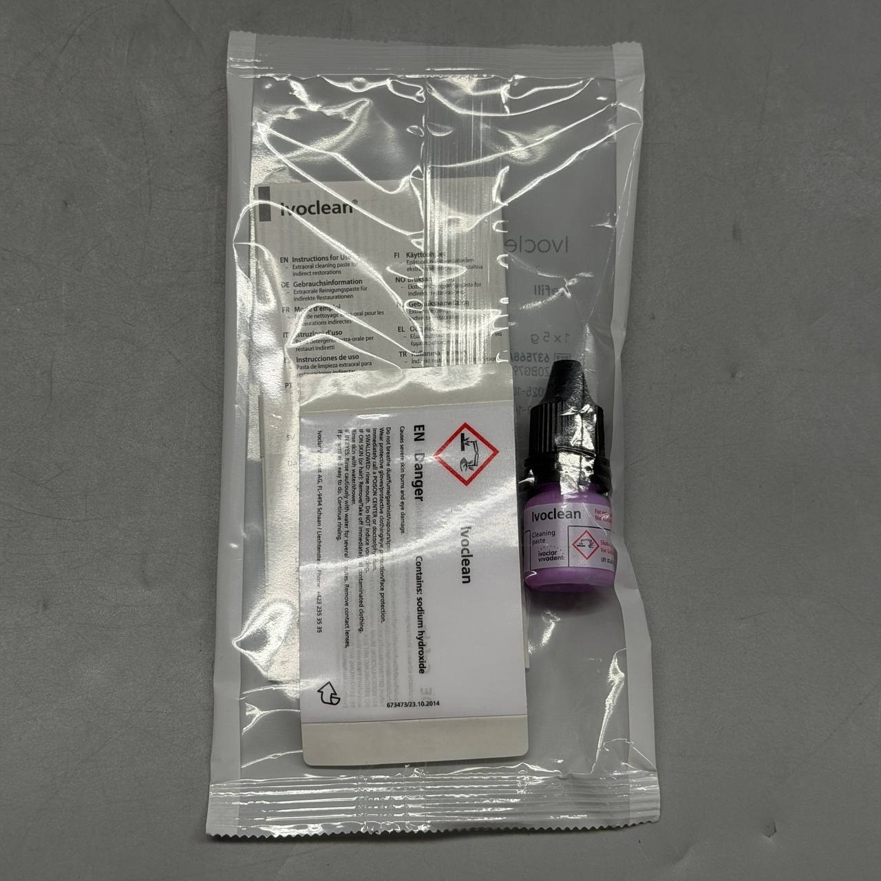 2 pcs Vivadent Ivoclean 5gm Bottle Universal Cleaning Paste 637568