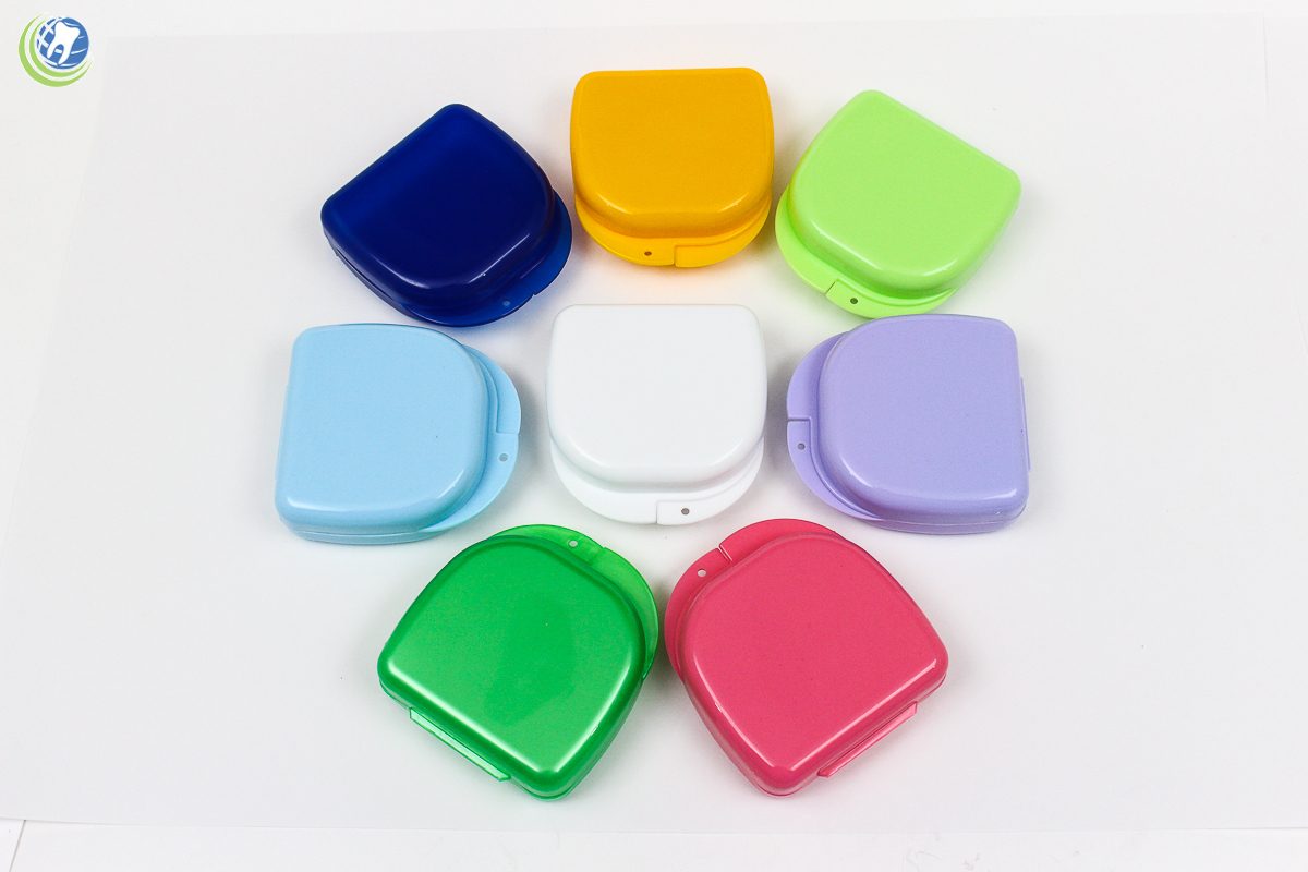 DENTAL ORTHODONTIC RETAINER MOUTHGUARD STORAGE CASE BOX CONTAINER 12 PER BOX