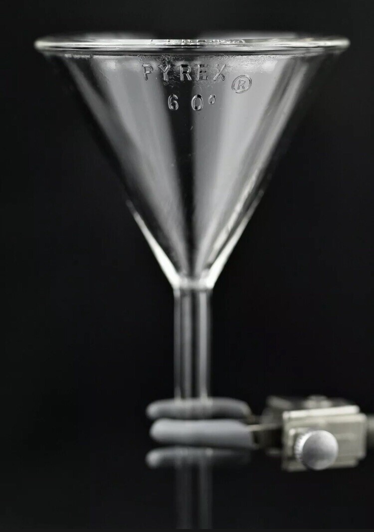 Corning Pyrex Glass 65mm ID 60° Angle Long Stem Filling Funnel No. 6140-65