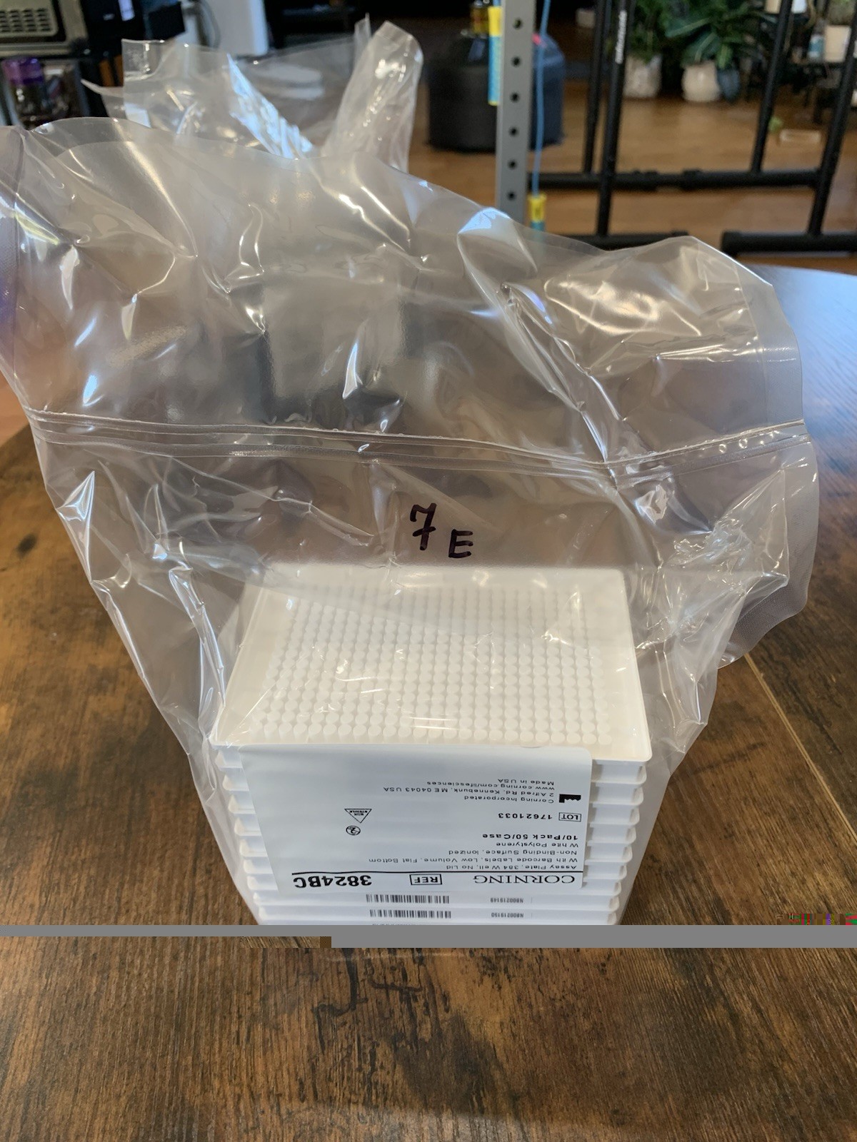 Corning 3824BC 384 Well Assay Plates White Polystyrene Non-Binding 10 Pack