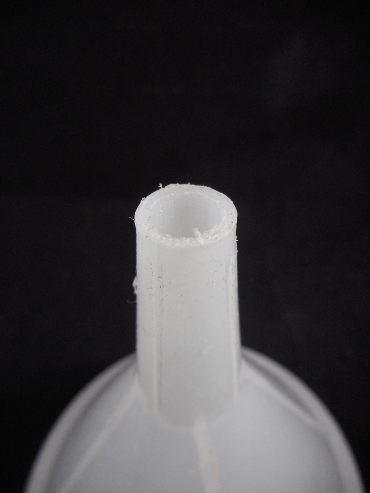 HUTZLER Polypropylene Plastic 4″ 8oz Boilable Utility Filling Funnel 808