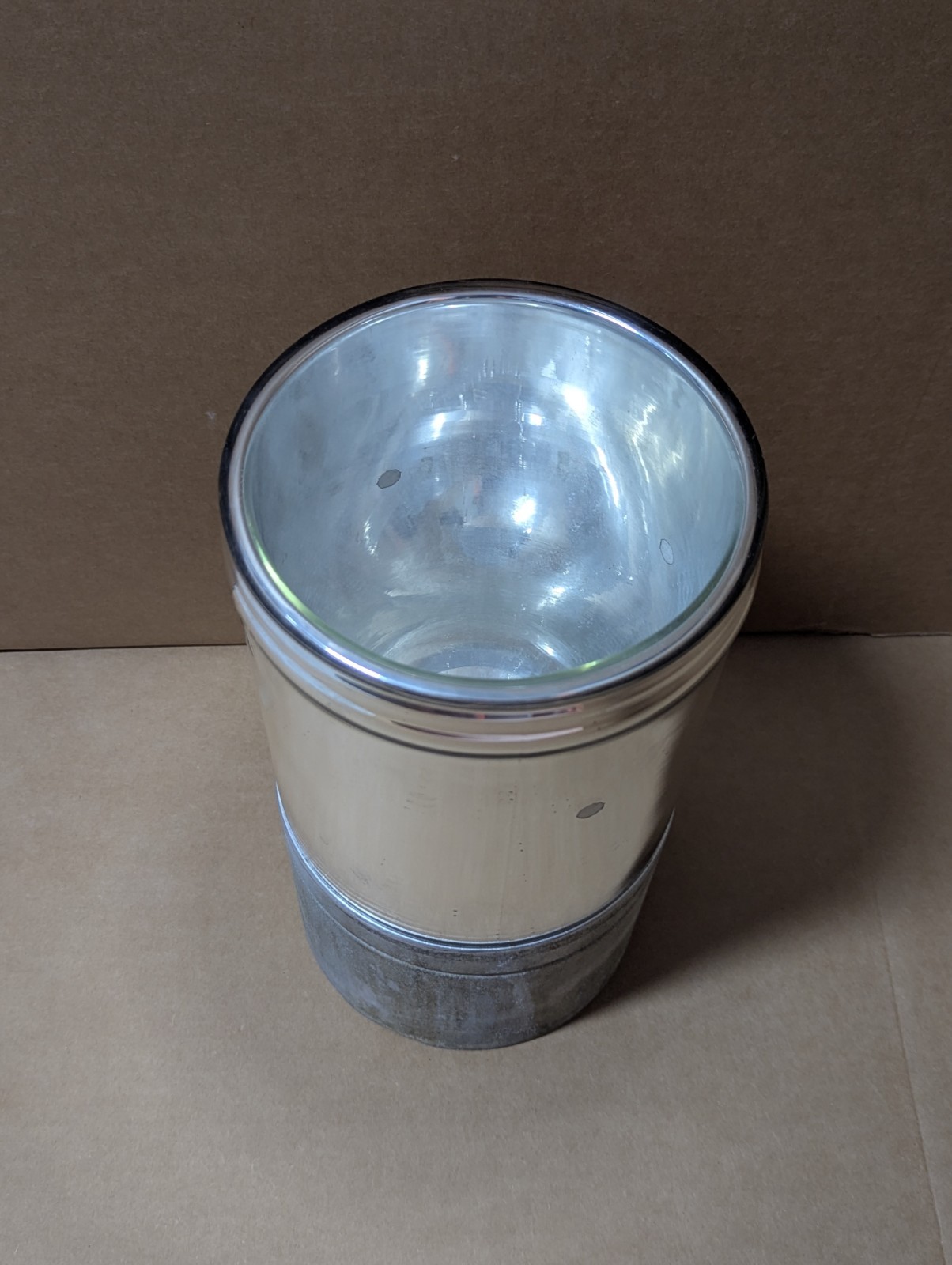 Glass Dewar Flask ID 150mm x 275mm depth, 340mm height, 4300 mL capacity. Used
