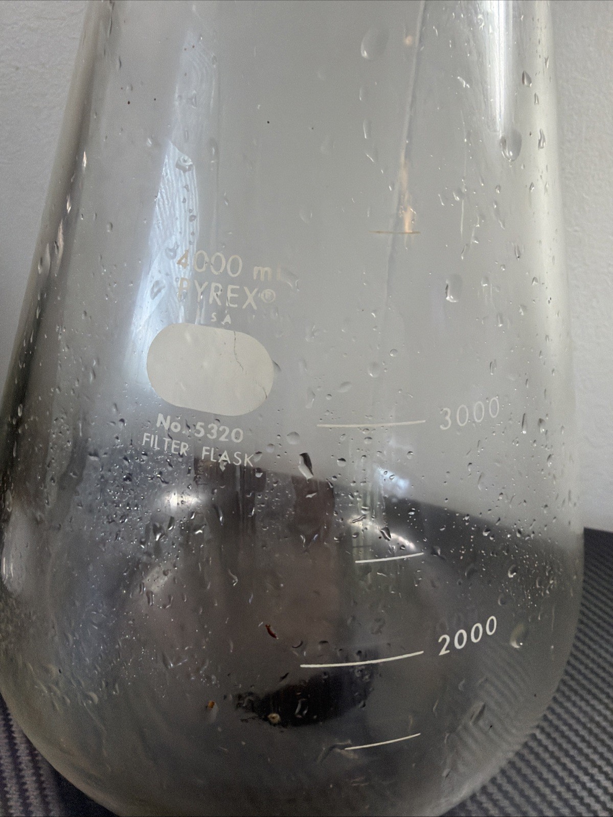5320-4L Pyrex Heavy Wall Filter Flask 4000mL LABORATORY Graduated Glass Z3